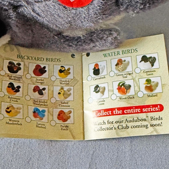 SINGING BIRD, PLAYS REAL BIRD CALLS, BLACK-CAPPED CHICKADEE, 6 L x 4 ½ W x 4 ¾ H - Picture 10 of 13